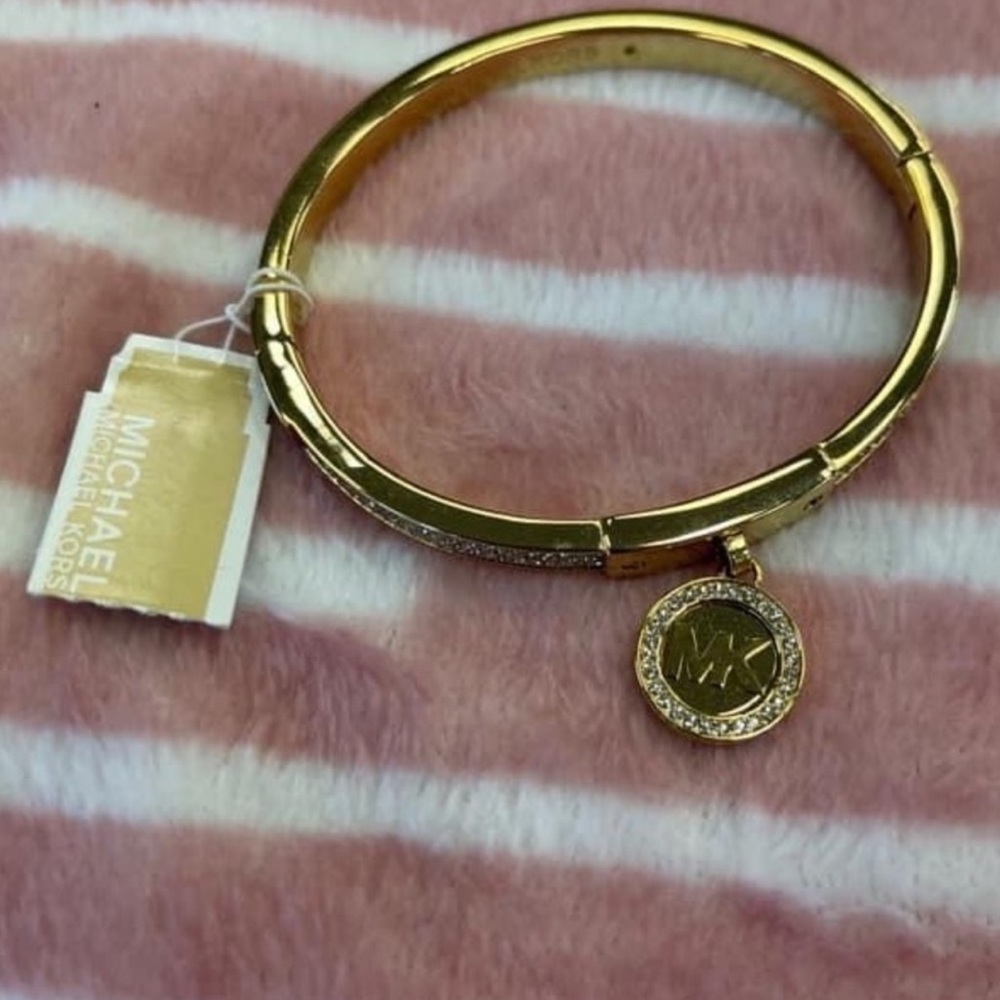 Gorgeous BRAND NEW with TAGs Michael Kors bracelet with rhinestones - Picture 2 of 2